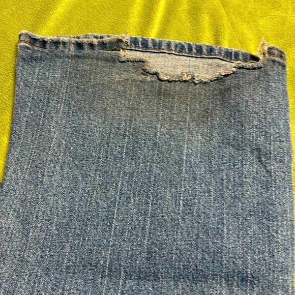 Well Loved Vintage Levi Low Flare Jeans Sz 16 - Picture 6 of 11
